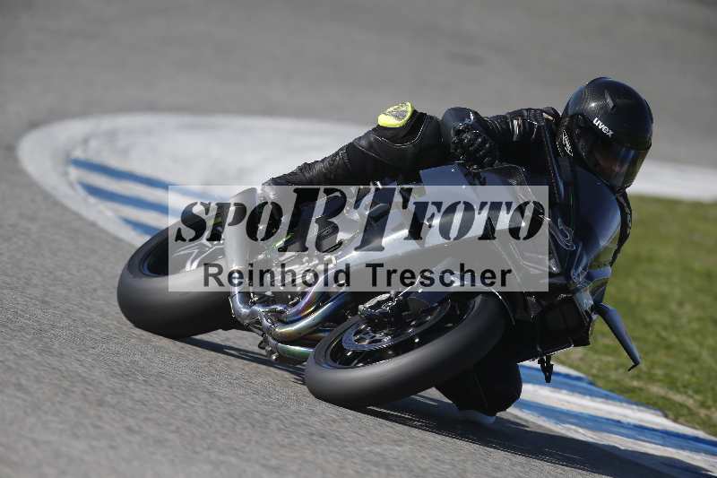 /Archiv-2024/02 29.01.-02.02.2024 Moto Center Thun Jerez/Gruppe schwarz-black/24